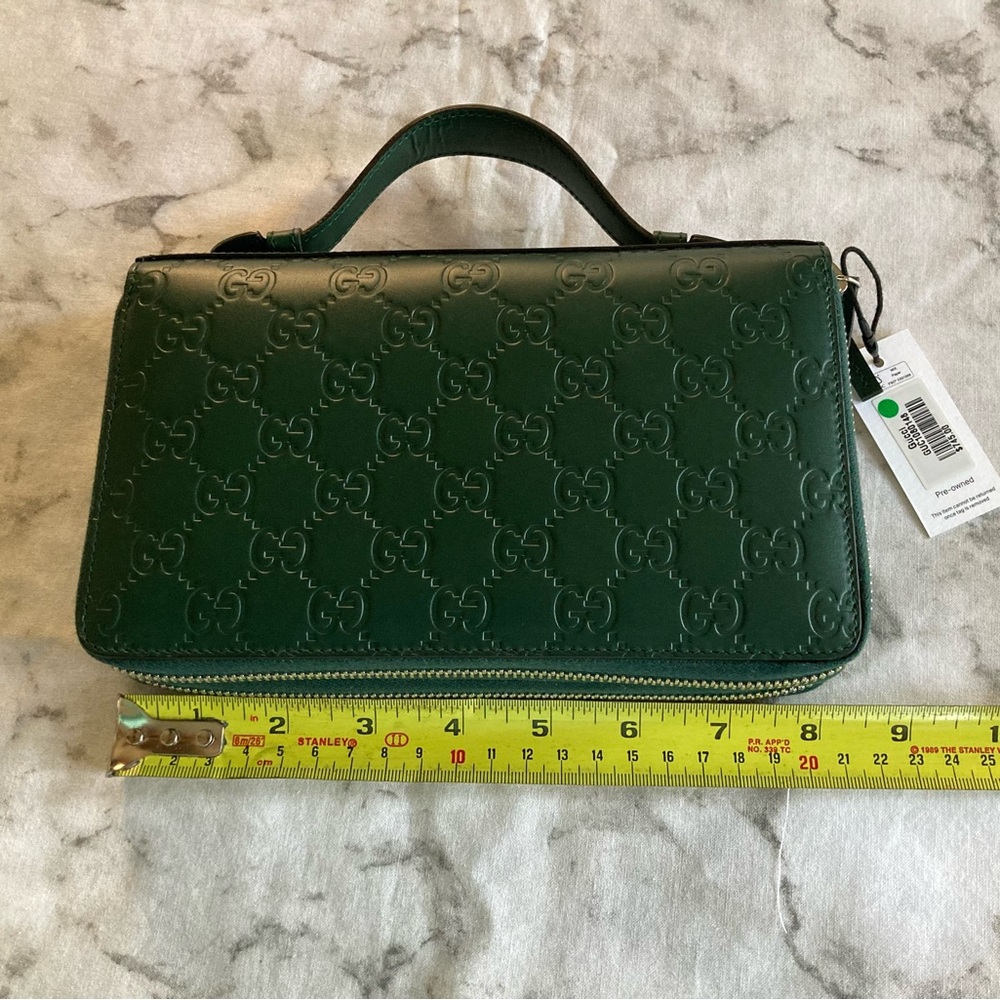 Brand New Gucci zip around clutch wallet - Picture 4 of 13